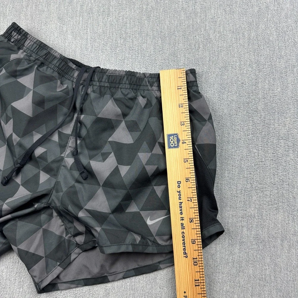 Nike Shorts Womens XS Gray Geometric Dri Fit Tempo Running Athletic Workout Gym